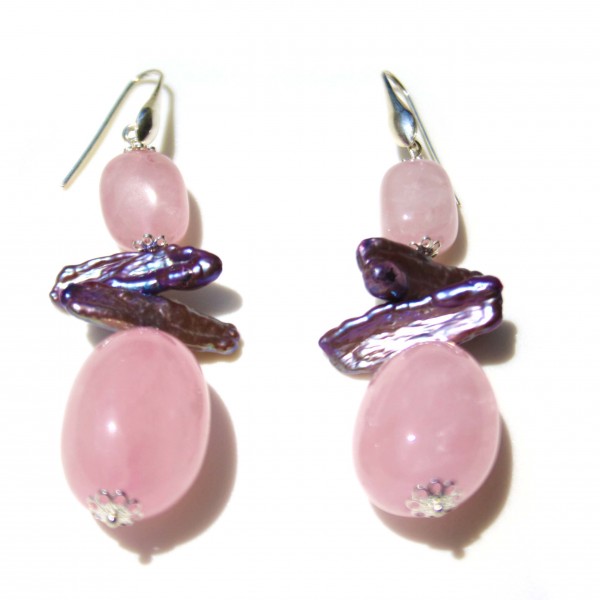 Orecchini con quarzo rosa e perle di acqua dolce e argento 925.  Monachella in argento 925